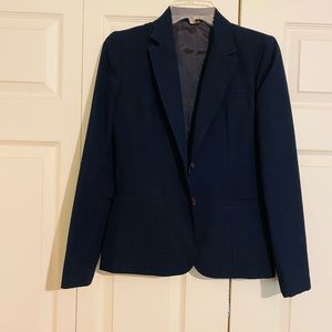 Women suit size 7